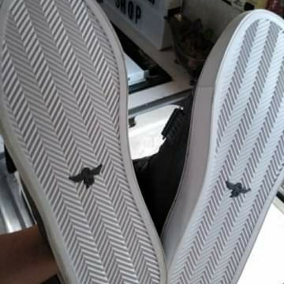 High-End Designer Snears - Picture 6 of 6